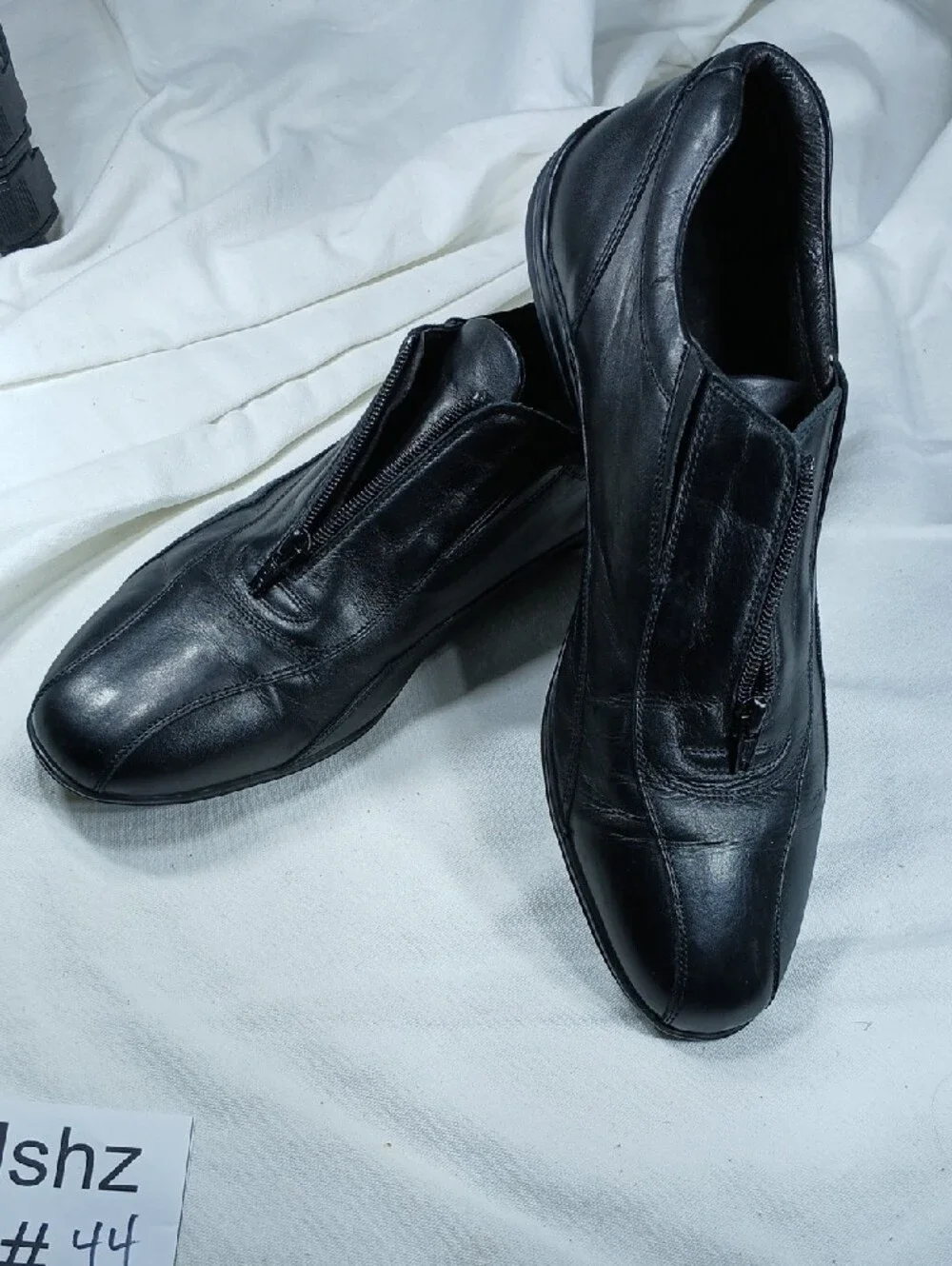 To Boot New York mens Black Leather Zip-Front Oxfords